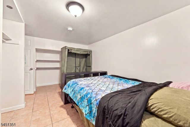318 N 11th St, Newark City, NJ 07107