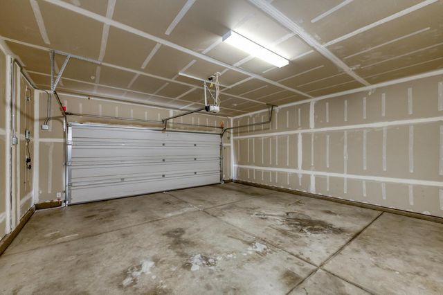 6808 W Lucas Drive, Fresno, CA 93722