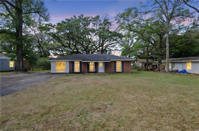 4860 Lucinda Drive, Mobile, AL 36619