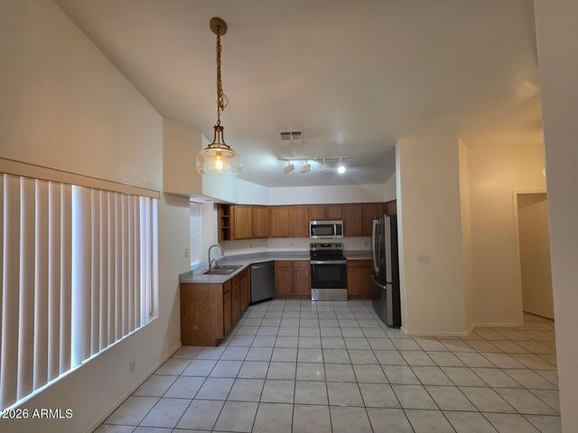 121 W Ivanhoe Street, Gilbert, AZ 85233