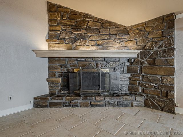 3200 S MAGNOLIA DR Drive, Sand Springs, OK 74063