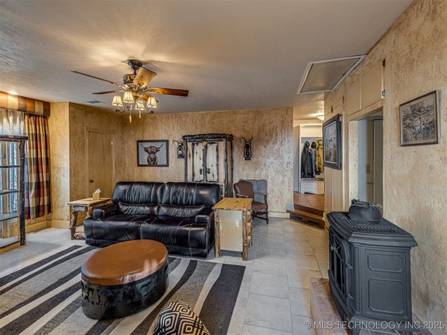 3200 S MAGNOLIA DR Drive, Sand Springs, OK 74063