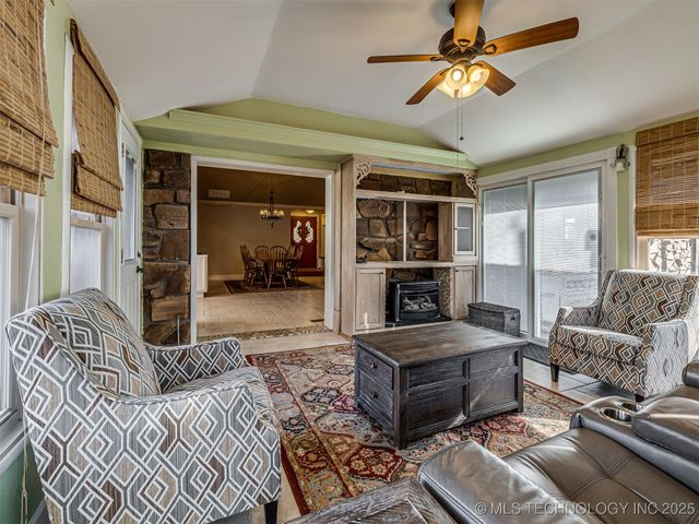 3200 S MAGNOLIA DR Drive, Sand Springs, OK 74063