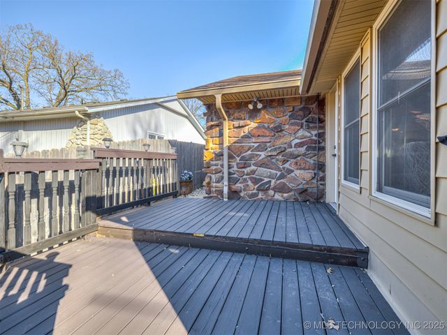 3200 S MAGNOLIA DR Drive, Sand Springs, OK 74063