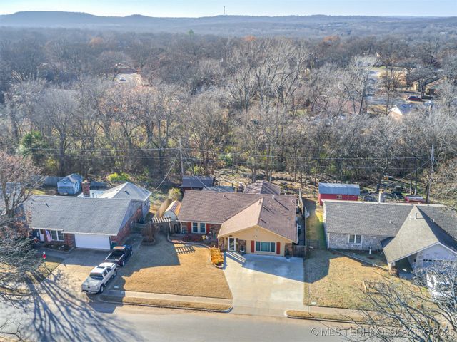 3200 S MAGNOLIA DR Drive, Sand Springs, OK 74063