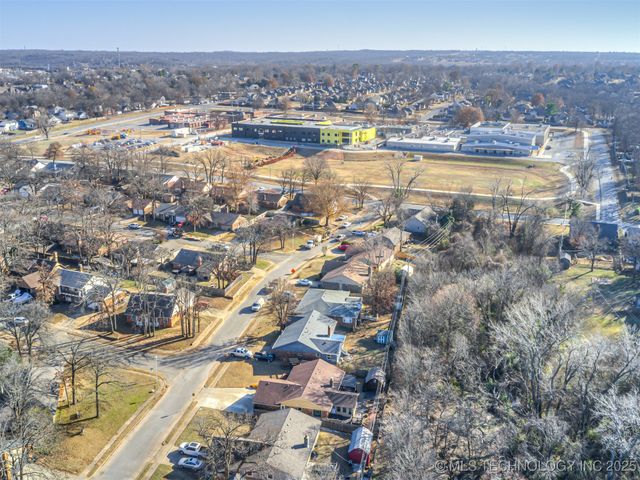 3200 S MAGNOLIA DR Drive, Sand Springs, OK 74063