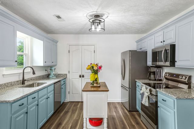 110 Ballard Ct, Rockvale, TN 37153