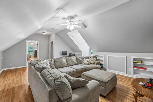 110 Ballard Ct, Rockvale, TN 37153