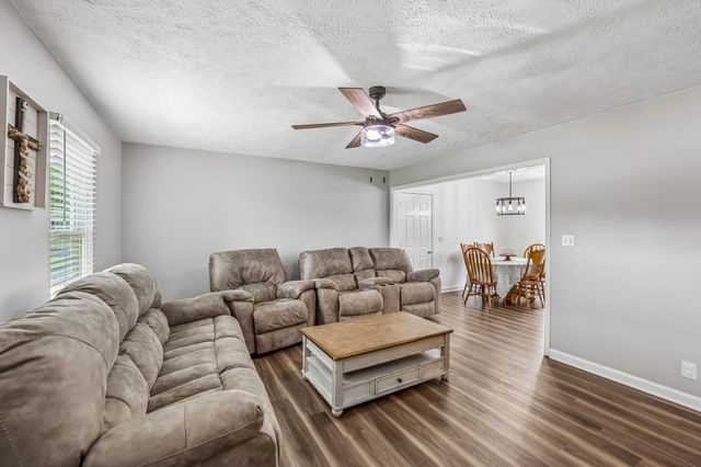 110 Ballard Ct, Rockvale, TN 37153