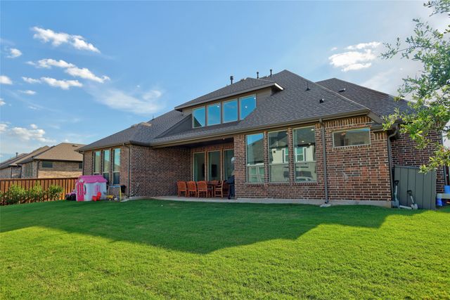1802 Southpointe Crossing, Mansfield, TX 76063