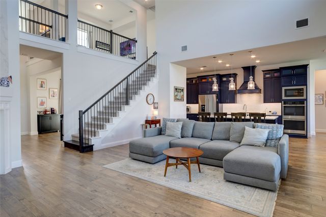 1802 Southpointe Crossing, Mansfield, TX 76063