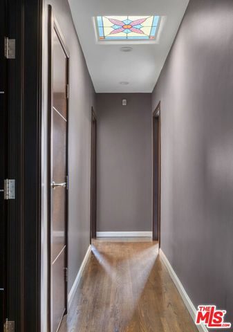 3084 St George Street, Los Angeles, CA 90027