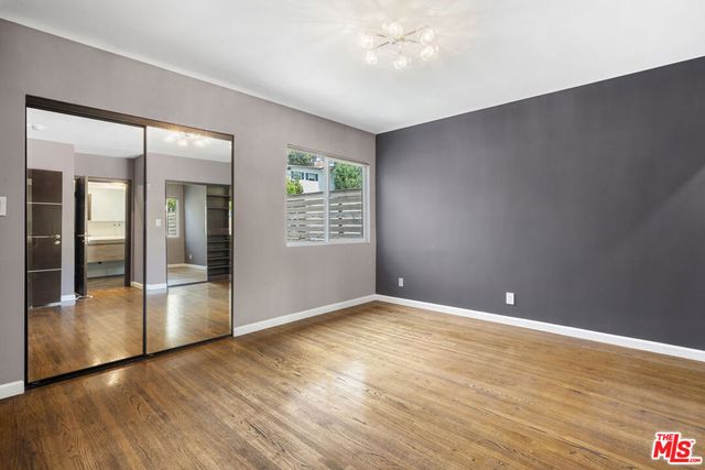 3084 St George Street, Los Angeles, CA 90027
