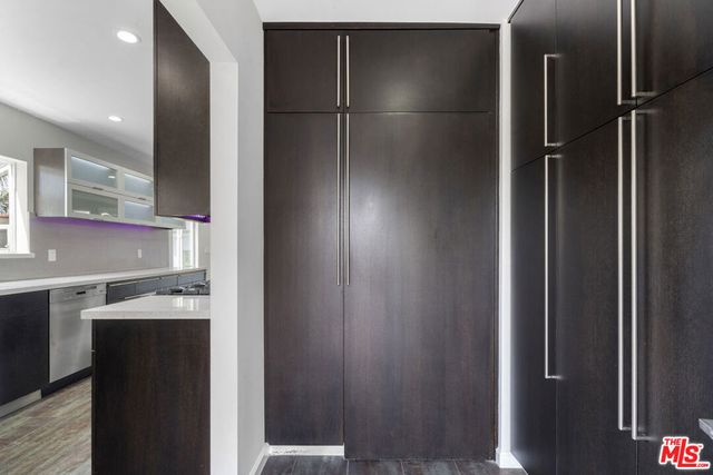 3084 St George Street, Los Angeles, CA 90027