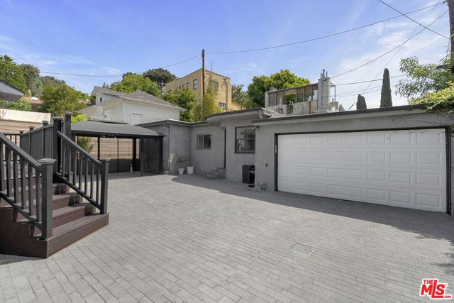 3084 St George Street, Los Angeles, CA 90027