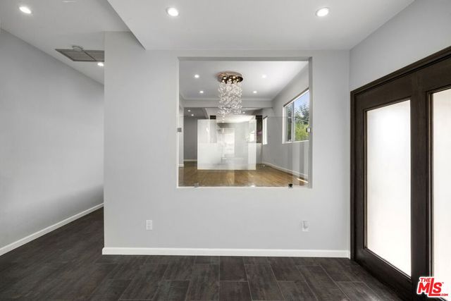 3084 St George Street, Los Angeles, CA 90027