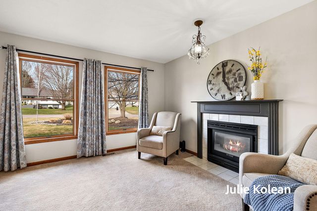 15270 Widgeon Road, Grand Haven, MI 49417