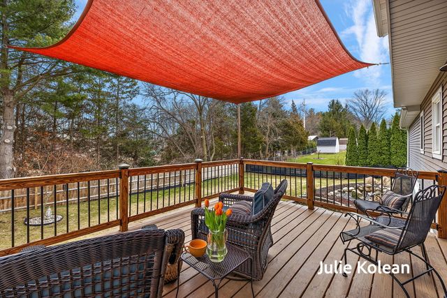 15270 Widgeon Road, Grand Haven, MI 49417