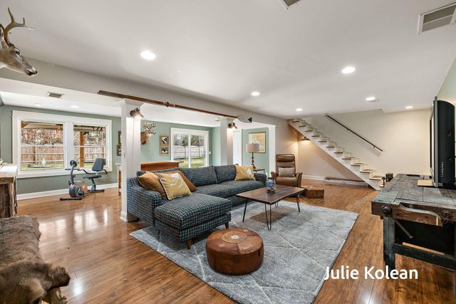 15270 Widgeon Road, Grand Haven, MI 49417