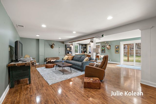 15270 Widgeon Road, Grand Haven, MI 49417