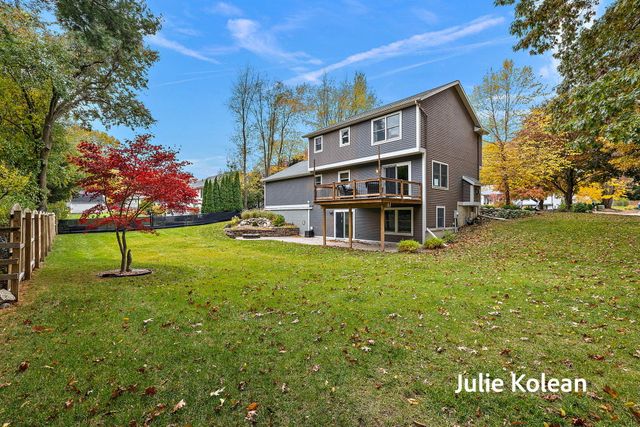 15270 Widgeon Road, Grand Haven, MI 49417