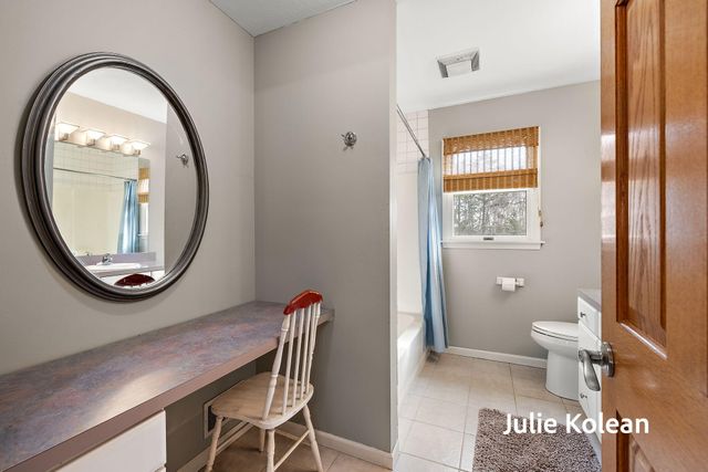 15270 Widgeon Road, Grand Haven, MI 49417