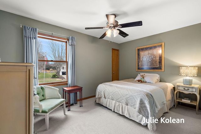 15270 Widgeon Road, Grand Haven, MI 49417