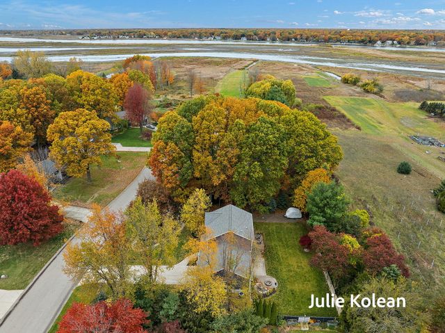 15270 Widgeon Road, Grand Haven, MI 49417