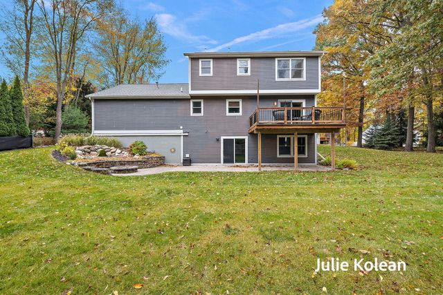 15270 Widgeon Road, Grand Haven, MI 49417