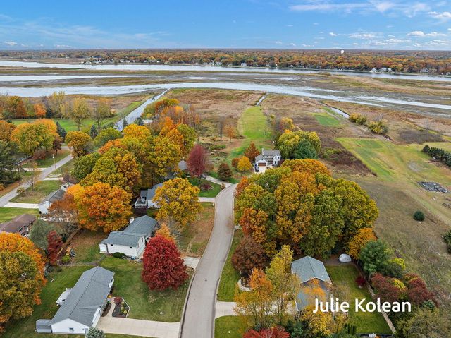 15270 Widgeon Road, Grand Haven, MI 49417