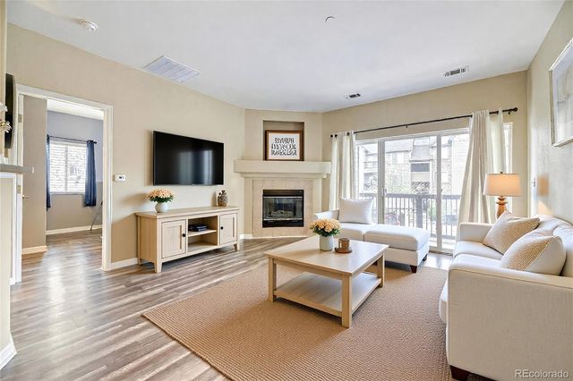 7409 S Alkire Street 205, Littleton, CO 80127