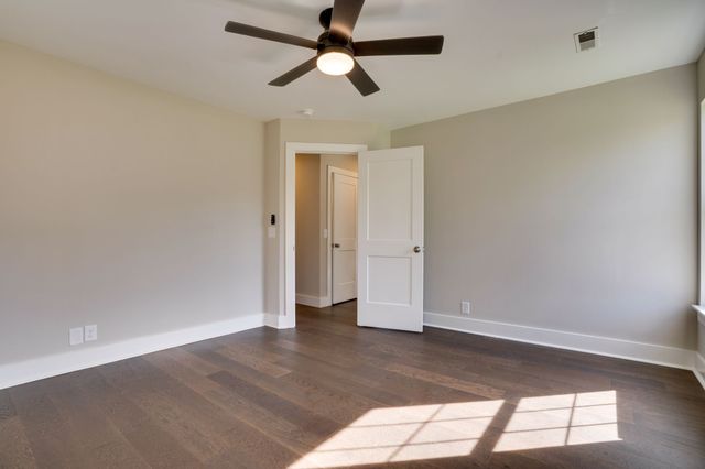 201 Crosshaven Ct, Antioch, TN 37013
