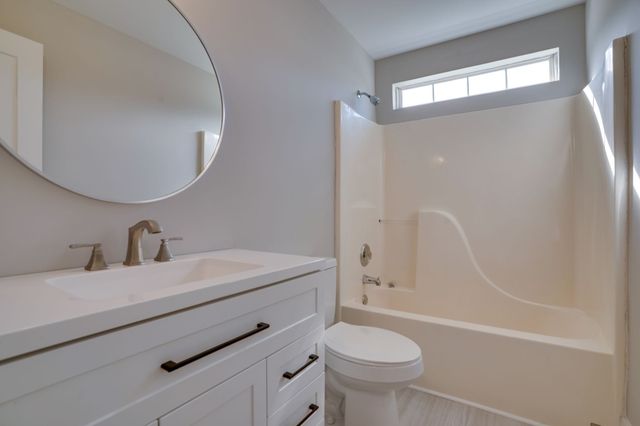 201 Crosshaven Ct, Antioch, TN 37013