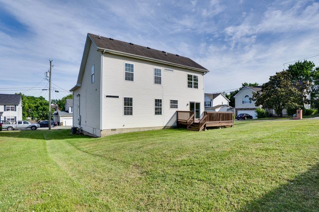 201 Crosshaven Ct, Antioch, TN 37013