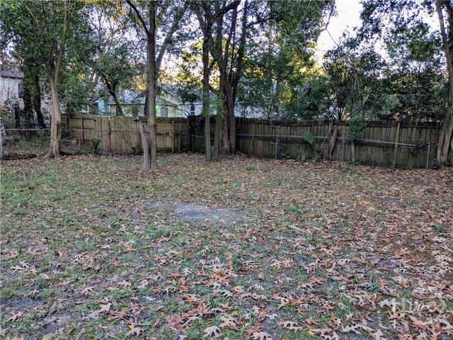 614 E 37th Street, Savannah, GA 31401