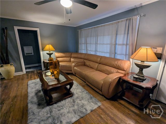 614 E 37th Street, Savannah, GA 31401