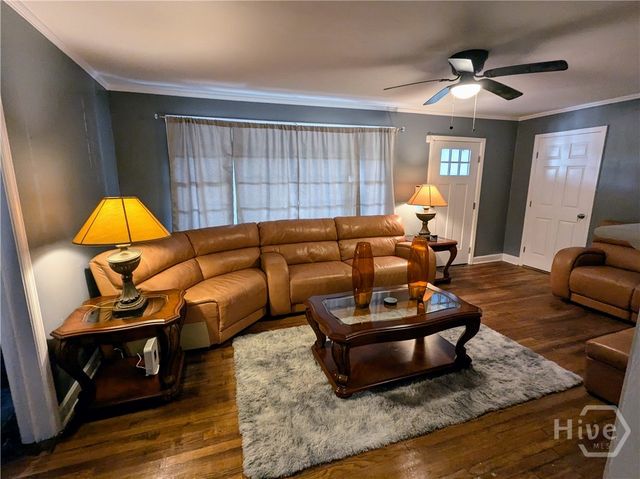 614 E 37th Street, Savannah, GA 31401