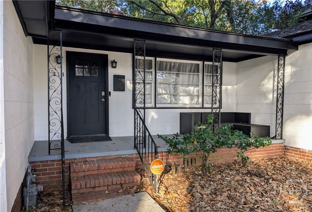 614 E 37th Street, Savannah, GA 31401