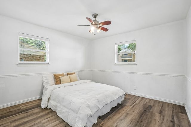 1224 Trailwood Drive, Hurst, TX 76053