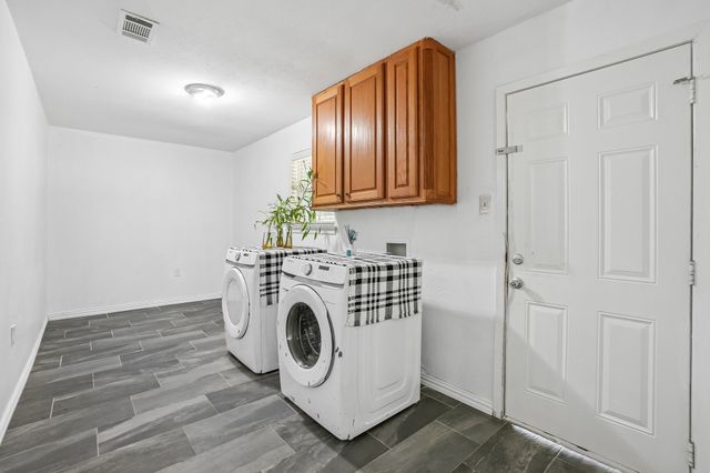 1224 Trailwood Drive, Hurst, TX 76053
