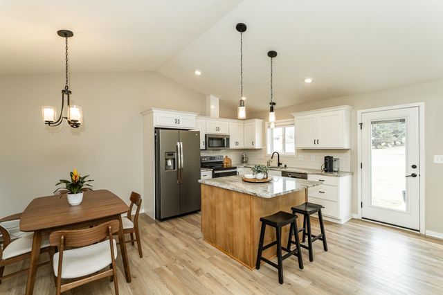 5634 56th Street NW, Rochester, MN 55901