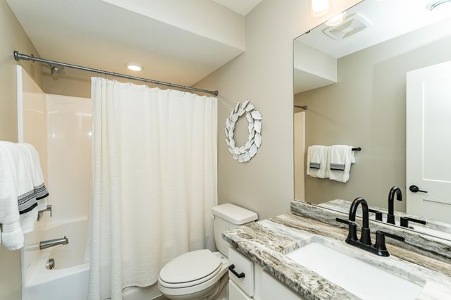 5634 56th Street NW, Rochester, MN 55901