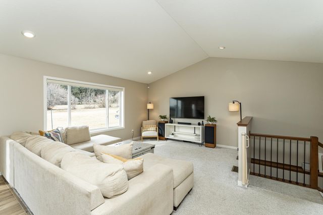 5634 56th Street NW, Rochester, MN 55901