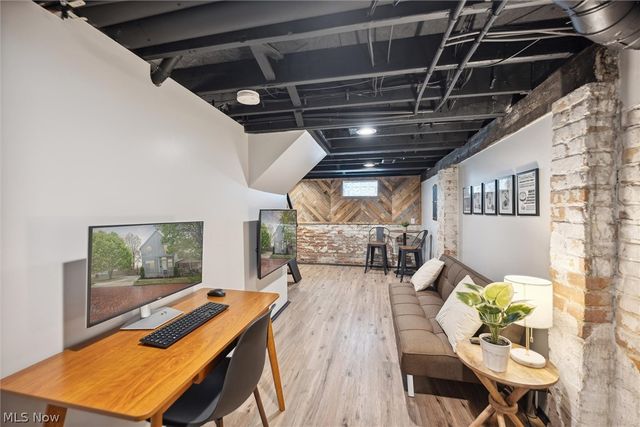 8104 Halle Avenue, Cleveland, OH 44102