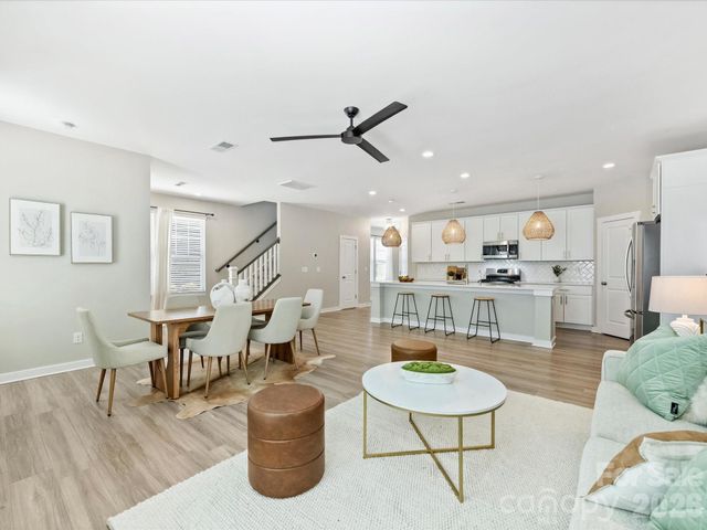 111 Cranford Drive, Pineville, NC 28134
