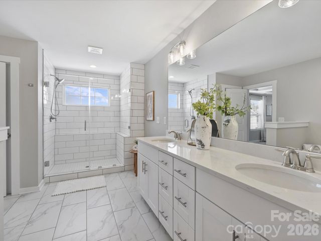 111 Cranford Drive, Pineville, NC 28134