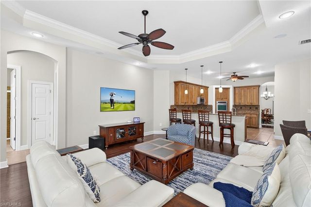 10113 Salisbury CT, Fort Myers, FL 33913