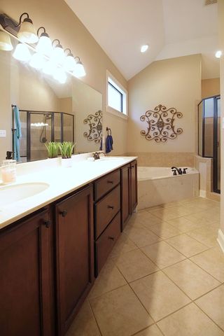 1876 SPEYBURN CV, Cordova, TN 38016