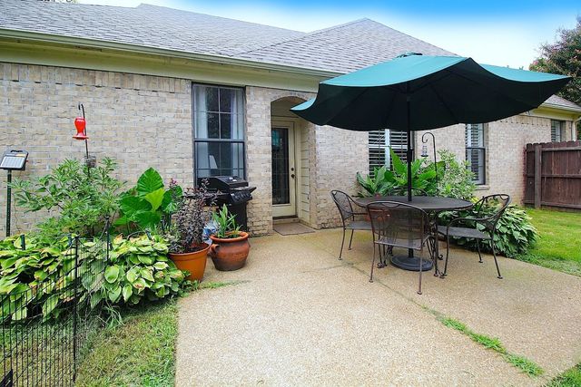 1876 SPEYBURN CV, Cordova, TN 38016