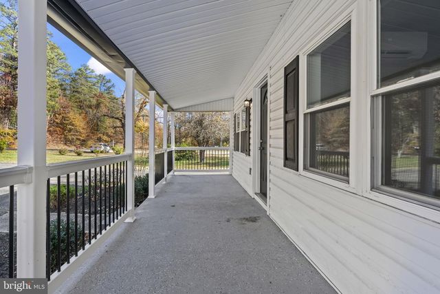 42523 SAINT JOHNS RD, Hollywood, MD 20636